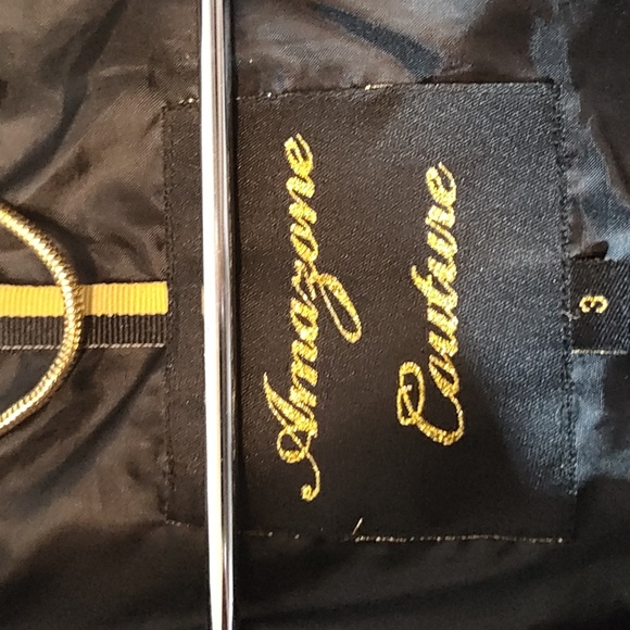 **5/$25**Vintage Style Women's Parka - Picture 5 of 7